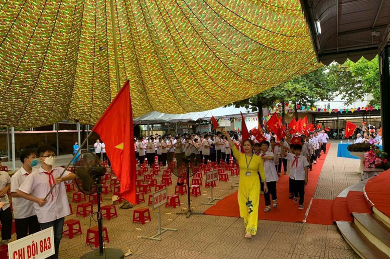 Lớp 6A1- Do cô Trương Thị Lạng làm chủ nhiệm