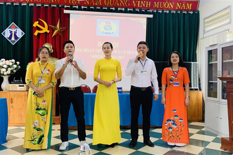 Các tiết mục văn nghệ tại đại hội