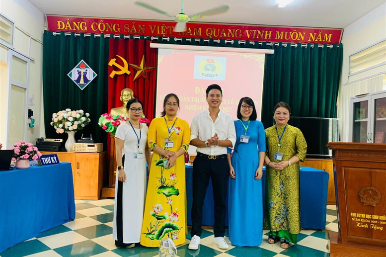 Ra mắt BCH công đoàn khóa 2022-2027