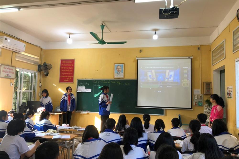 Giờ học môn Ngữ văn tại lớp 8A3