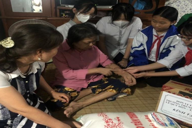 Sự nghẹn ngào khi chứng kiến những di chứng mà căn bệnh mang lại cho các bệnh nhân