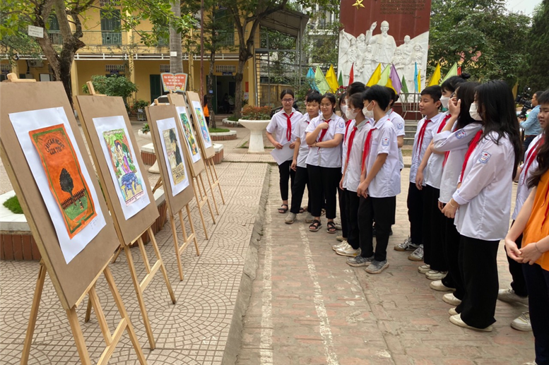 Những phút “lắng mình” cùng lịch sử nước nhà