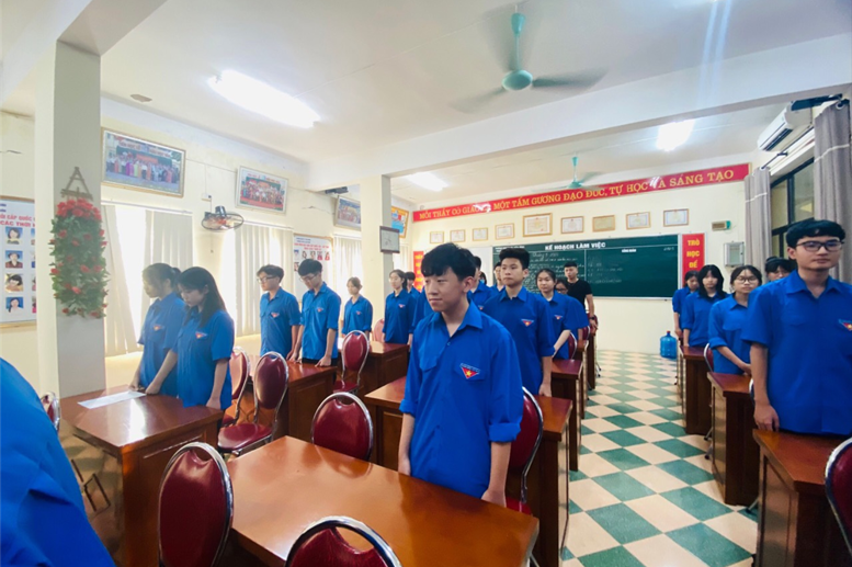 Buổi Lễ diễn ra trong không khí khẩn trương, nghiêm túc.