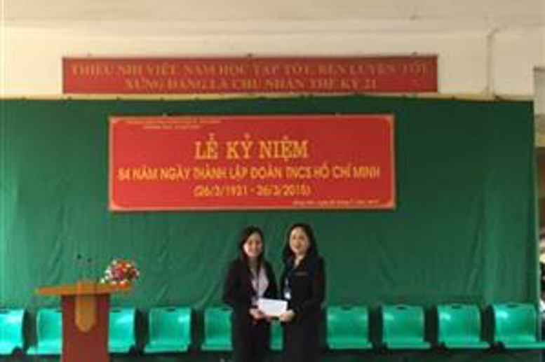 Vinh danh đoàn viên GV đạt giải nhất Hội thi GV giỏi cấp Tỉnh