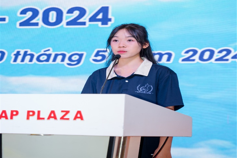 Hình ảnh tuyên thệ của học sinh