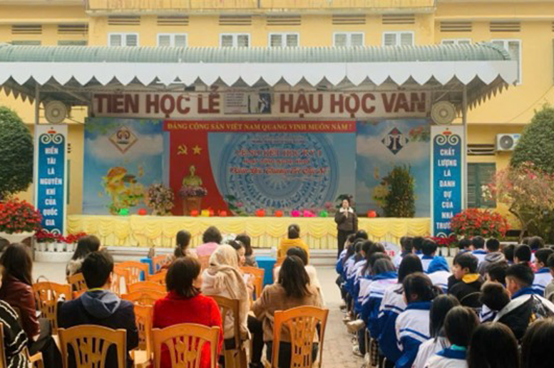 Không khí rộn ràng và xúc động tại ngôi nhà chung Lê Qúy Đôn