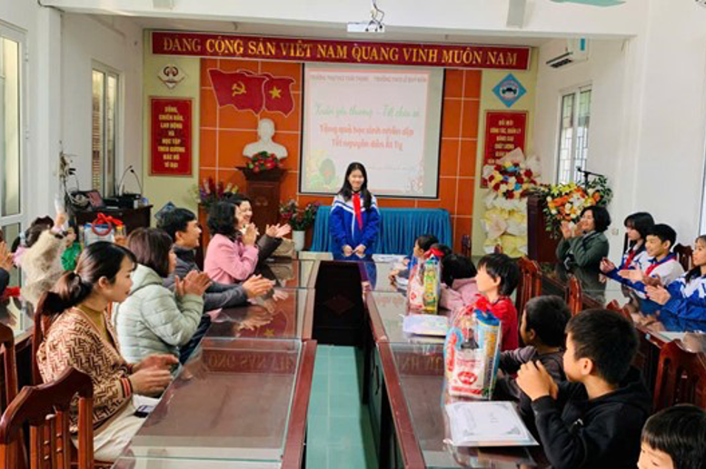 Em Nguyễn Minh Ngọc - học sinh lớp 7A1- Trường THCS Lê Quý Đôn nói lên cảm xúc của mình