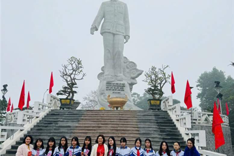 Đội tuyển Giáo dục công dân quyết thắng