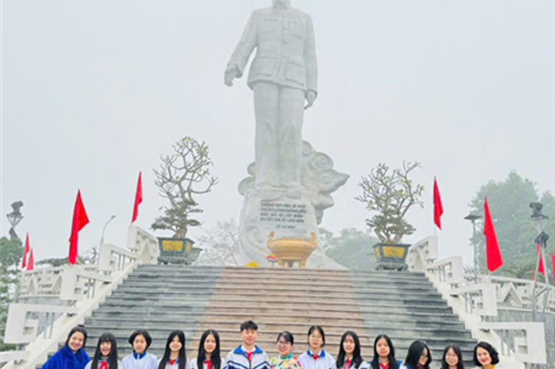 Đội tuyển Lịch sử