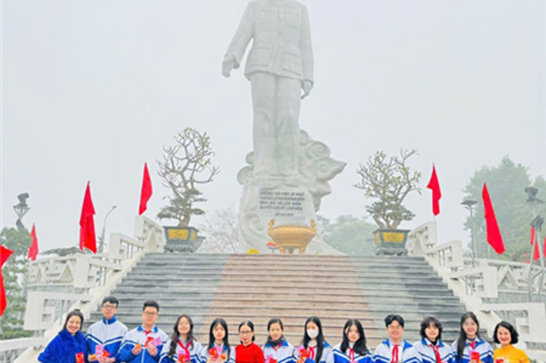 Đội tuyển Tiếng Anh