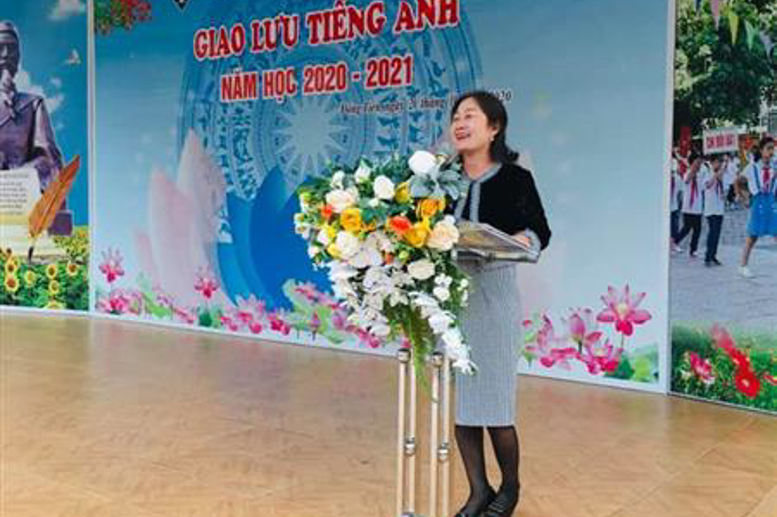 CÔ GIÁO HẢI CHÂU TRONG MÀN GIAO LƯU BẰNG TIẾNG ANH ĐẦY ẤN TƯỢNG