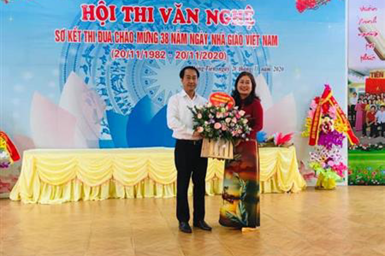 Ông Lê Văn Thành - chủ tịch UBND phường Đồng Tiến