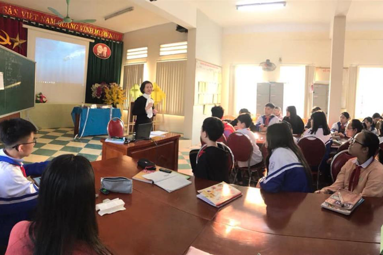 Cô giáo Phạm Thị Thu Hằng- PHT Trường THCS Lê Quý Đôn