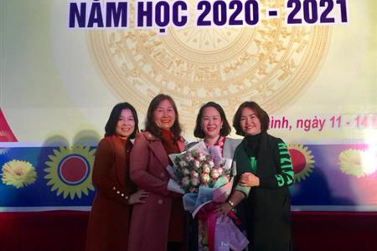 Hạnh phúc và tự hào cùng đồng nghiệp 