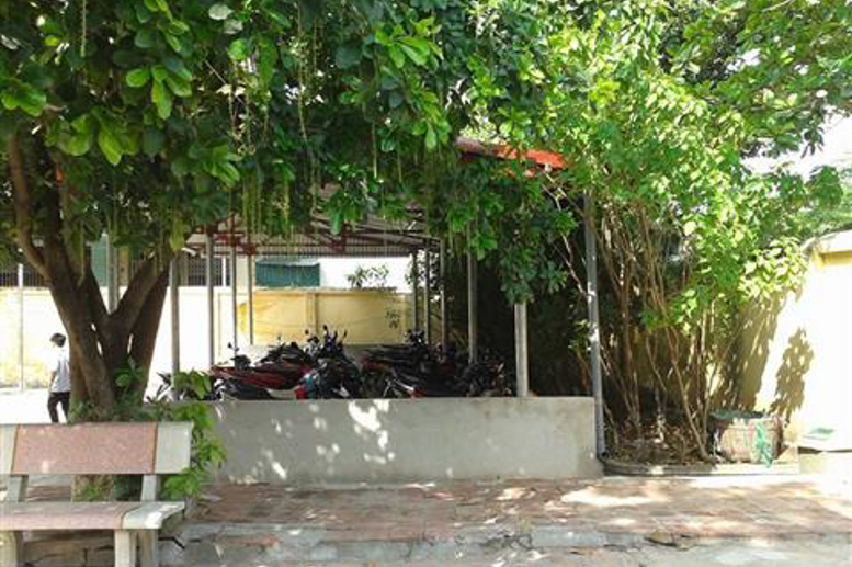 khu để xe cho giáo viên