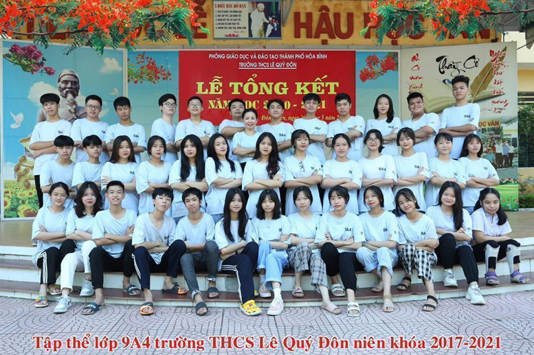 Tập thể lớp 9a4 Trường THCS Lê Quý Đôn
