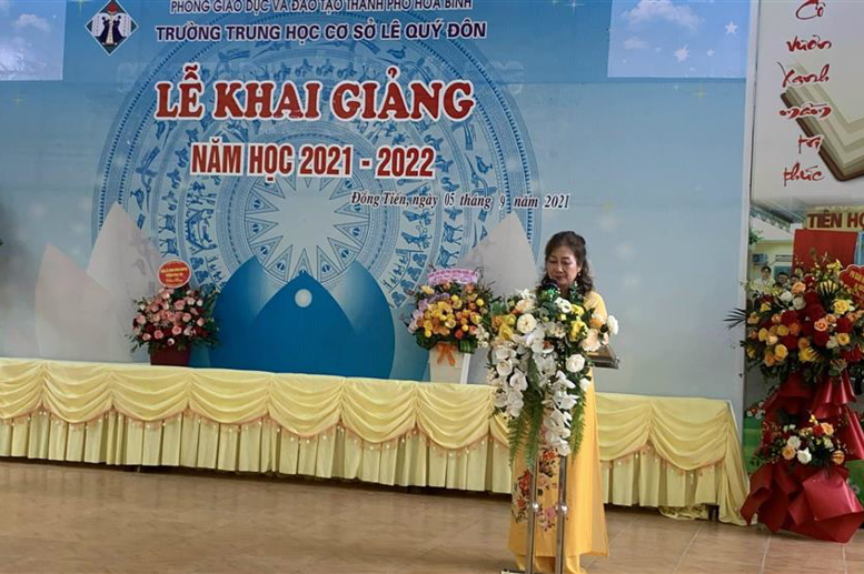 Cô giáo Hiệu trưởng: Phạm Thị Hải Châu