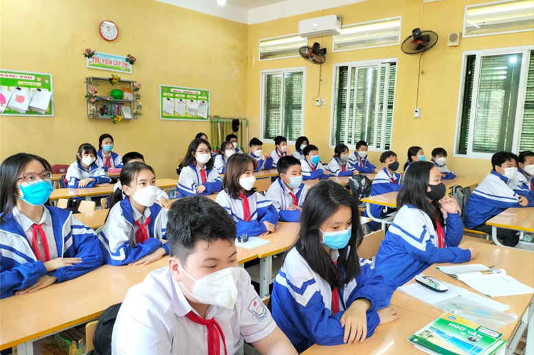 Lễ sơ kết tại các lớp.